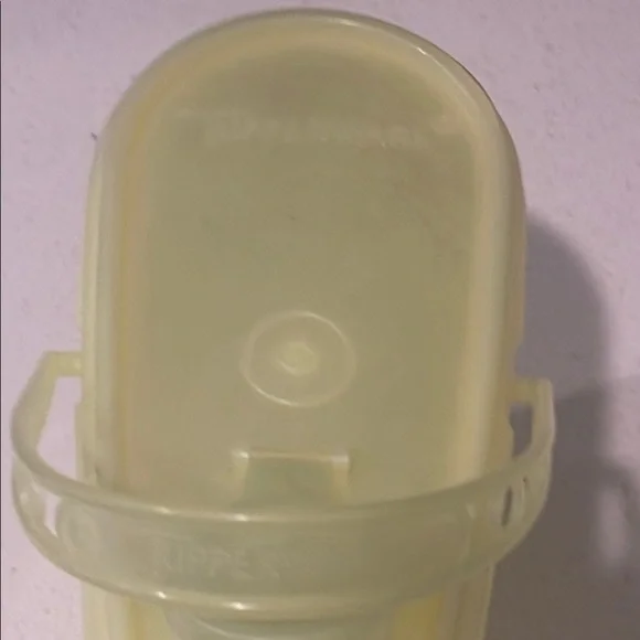 Tupperware Yellow Food Storage Container - Picture 2 of 2